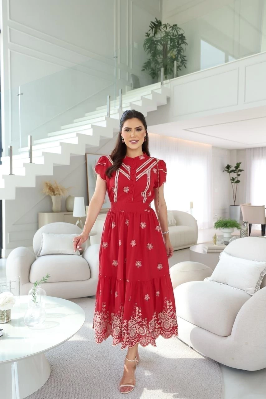 Vestido Alessandra Vermelho - Modelo